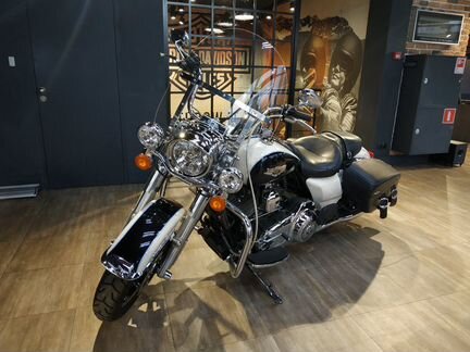 Harley-Davidson Road King Classic flhrc