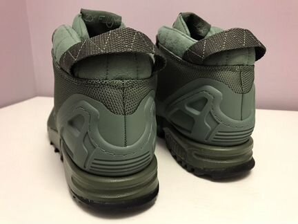 Ботинки adidas. Новые