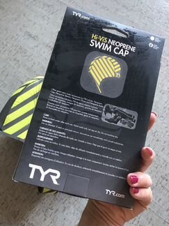 Шапочка для плавания TYR HI-VIS neoprene swim CAP