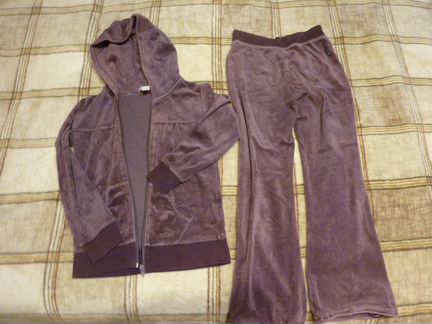 Спортивный костюм