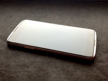 Alcatel Onetouch idol 3