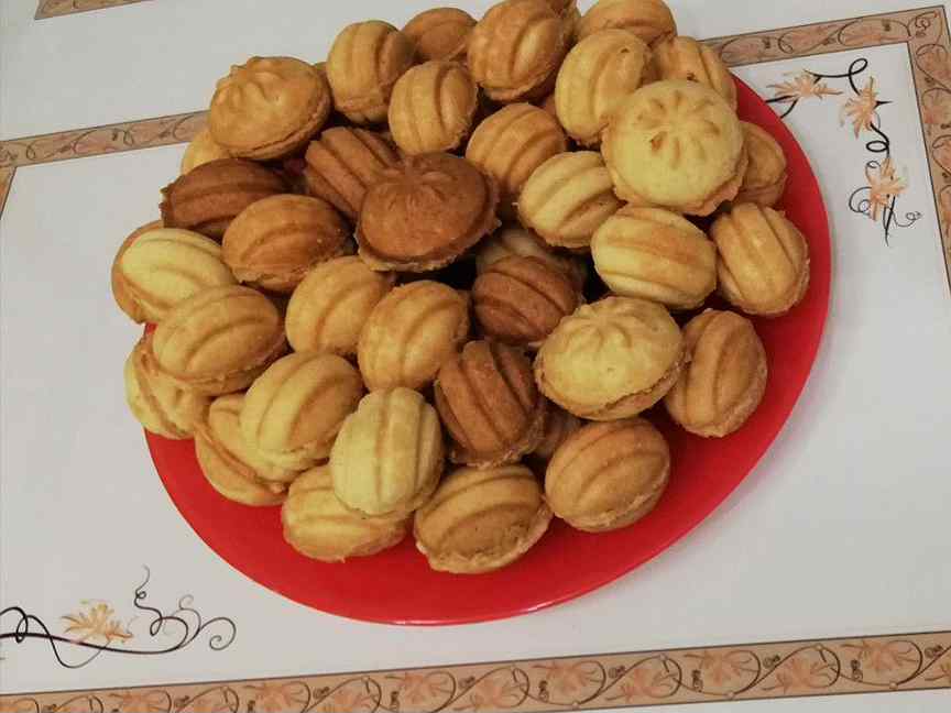 Орешки со сгущенкой и грецким орехом
