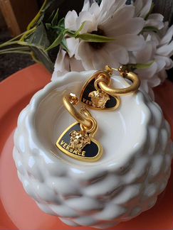 Серьги Версаче Versace