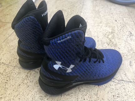 Under Armour Basketball 40,5/25,5см