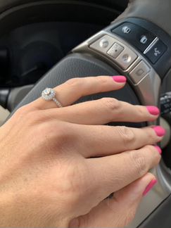 Кольцо белое золото с бриллиантами