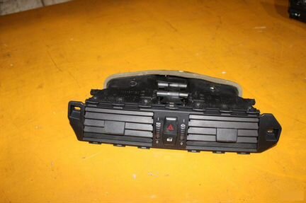 Дефлектор воздушный в слон Bmw