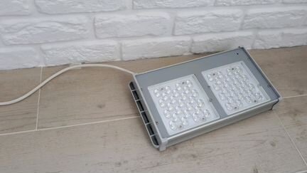 Светильник светодиодный