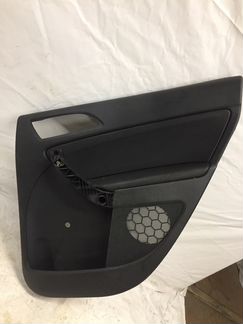 Обшивка двери задняя правая Шкода Йети