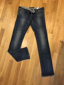 Джинсы Calvin Klein