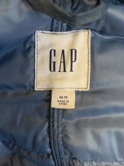 Женская парка Gap