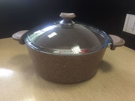 Кастрюля с а/п покрытием