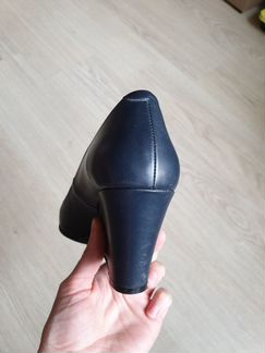 Туфли на танкетке