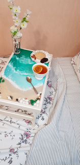 Кроватный столик