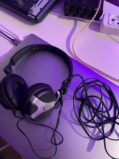Наушники AKG K81 DJ