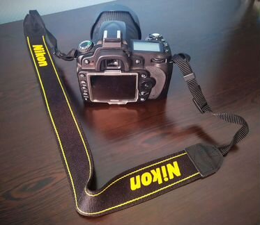 Зеркальный фотоаппарат Nikon D90 18-105mm VR KIT