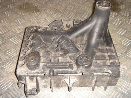 Подставка под аккумулятор skoda fabia II 2007-2014