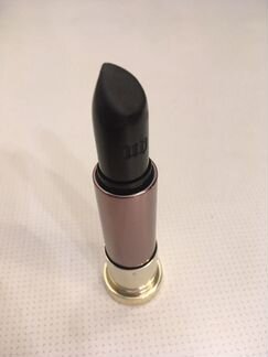 Помада Urban Decay черная матовая