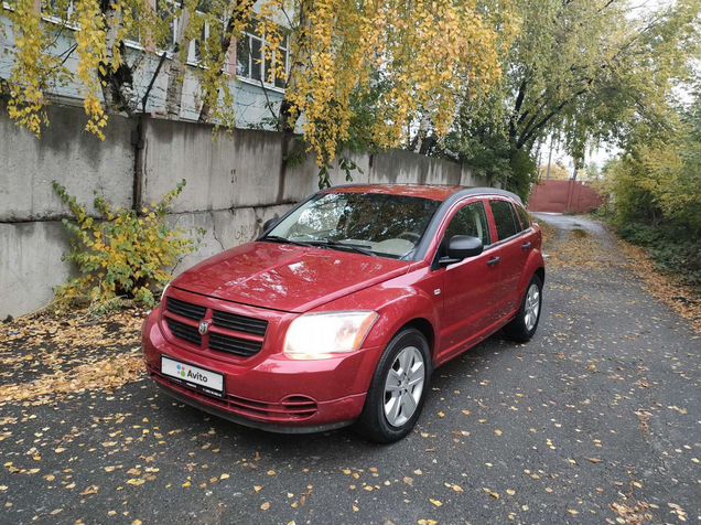 Dodge механика. Dodge caliber 2007. Додж калибер 1. 8 механика. Dodge caliber 2007 салон.
