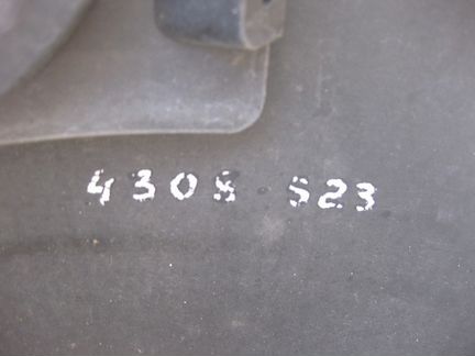 Пластиковый угол высокого бампера правый CG/CR/CP