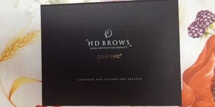 HD brows Contour and Colour Pro Palette