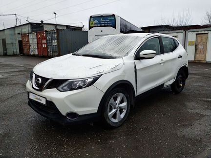 Nissan Qashqai 2.0 CVT, 2018, битый, 30 000 км