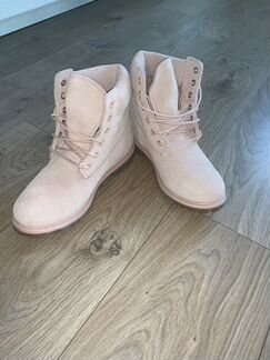 Продаю ботинки timberland