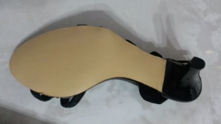 Босоножки. Новые