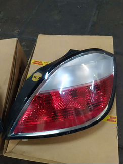 Фонарь задний Opel Astra H L48 2004г