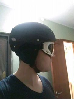 Шлем лыжный (шлем для зимних видов спорта)