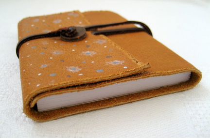 Блокнот кожаный, маленький, рыжий