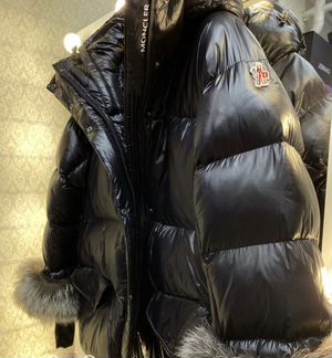 Пуховик Moncler 50/52