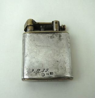 Зажигалка бензиновая в серебре. Латвия,1930-е гг