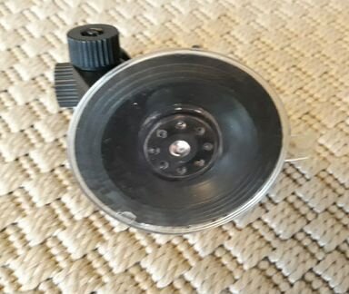 Держатель на лобовое стекло для регистратора