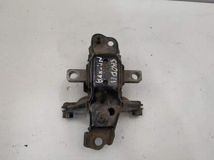 Опора кпп левая 6Q0199555AC Skoda Fabia 2007-2015