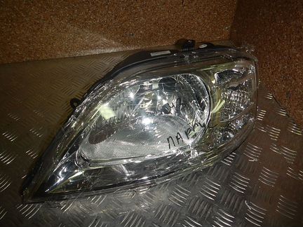 Фара левая Лада Ларгус