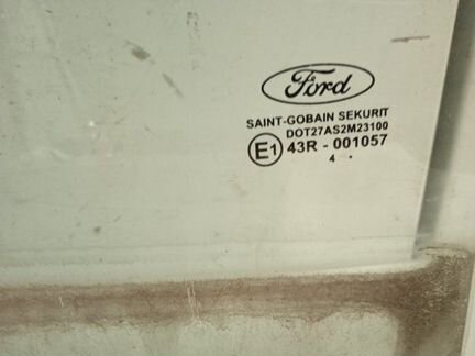 Стекло двери задней правой Ford Focus 2 2005-2011