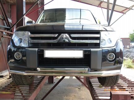 Обвес из полированной нержав. Митсубиси Паджеро4