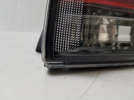 Фонарь правый Toyota Rav4 40
