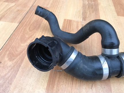 Шланг охлаждающей жидкости Mercedes W222