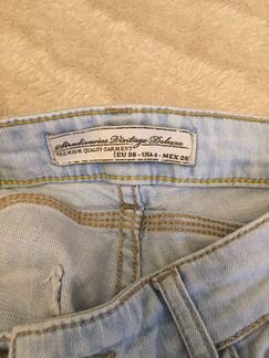 Джинсы женские Stradivarius