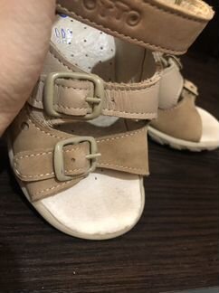 Детские ортопедические сандалии totto