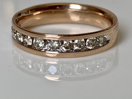 Золотое кольцо с бриллиантами