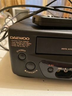 Видеомагнитофон Daewoo DV- S103 W VHS
