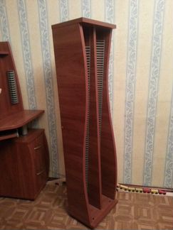 Подставка под диски