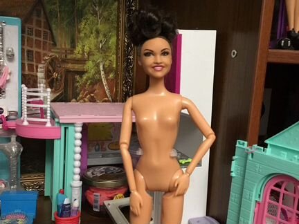 Барби Лори Эрнандес