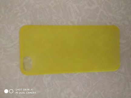 Чехлы на телефон