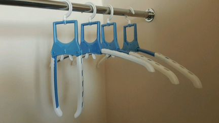 Платформы и вешалки для одежды