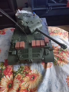 Радиоуправляемый танк