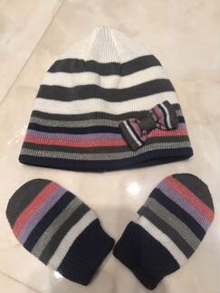 Шапочки и варежки Mothercare