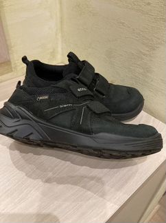 Кроссовки ecco новые детские